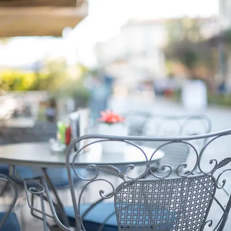 Hotel Phidias 3*