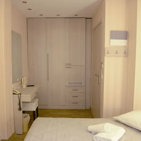 Hotel Phidias Athens